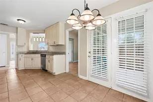 1016 Meadow Glen Cir, Fairburn, GA 30213 - Photo 15