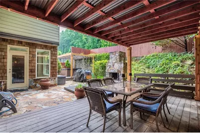 1929 Brantley Walk Lane NW, Atlanta, GA 30318 - Photo 31