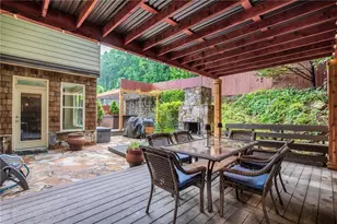 1929 Brantley Walk Ln NW, Atlanta, GA 30318 - Photo 31
