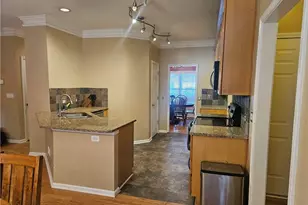 2545 Cobble Creek Ln, Grayson, GA 30017 - Photo 5