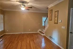 2545 Cobble Creek Ln, Grayson, GA 30017 - Photo 9