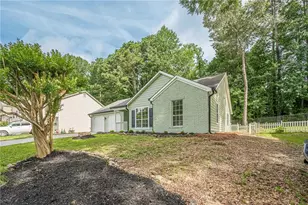 4224 Brandy Ann Dr, Acworth, GA 30101 - Photo 3
