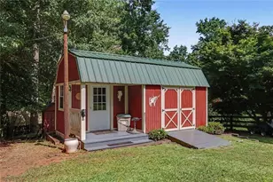 104 Pratten Dr, Cleveland, GA 30528 - Photo 9