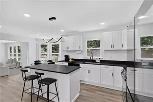535 Woodrow Dr, Lawrenceville, GA 30043 - Photo 15