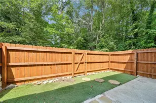 714 Longleaf Dr, Lawrenceville, GA 30046 - Photo 25