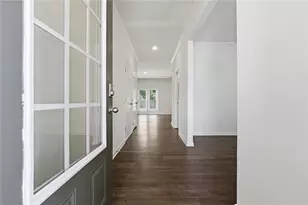 6801 Scarlet Oak Way, Flowery Branch, GA 30542 - Photo 3