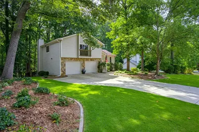 2210 Smoke Stone Circle, Marietta, GA 30062 - Photo 3