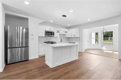 1689 Derry Avenue SW, Atlanta, GA 30310 - Photo 9