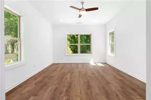 1689 Derry Ave SW, Atlanta, GA 30310 - Photo 29