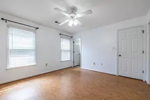 5 Plantation Dr NE, Atlanta, GA 30324 - Photo 17