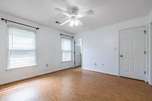 5 Plantation Dr NE, Atlanta, GA 30324 - Photo 17