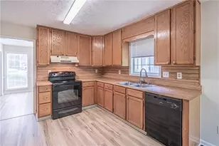 2402 Betsy Ct SW, Marietta, GA 30008 - Photo 21