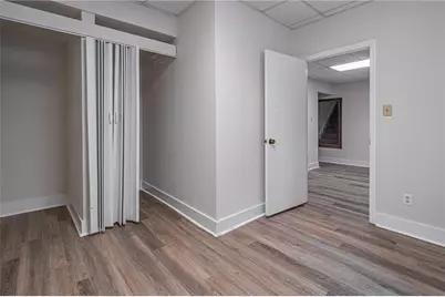 2402 Betsy Court SW, Marietta, GA 30008 - Photo 35