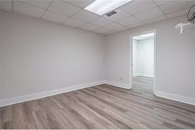 2402 Betsy Court SW, Marietta, GA 30008 - Photo 33