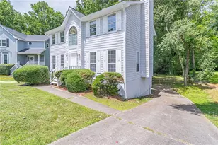 2402 Betsy Ct SW, Marietta, GA 30008 - Photo 3
