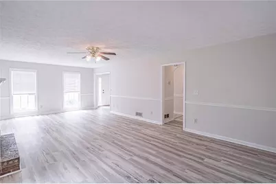 2402 Betsy Court SW, Marietta, GA 30008 - Photo 13