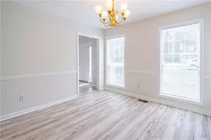 2402 Betsy Ct SW, Marietta, GA 30008 - Photo 9
