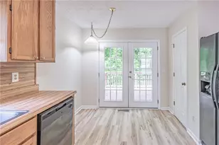 2402 Betsy Ct SW, Marietta, GA 30008 - Photo 19