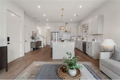 990 Bibbs Circle #34, Atlanta, GA 30318 - Photo 5