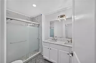 3040 Peachtree Rd NW, Atlanta, GA 30305 - Photo 11