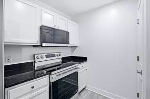 3040 Peachtree Rd NW, Atlanta, GA 30305 - Photo 3
