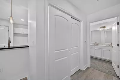 3040 Peachtree Road NW #313, Atlanta, GA 30305 - Photo 9