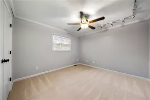 2293 Chimney Springs Dr, Marietta, GA 30062 - Photo 17