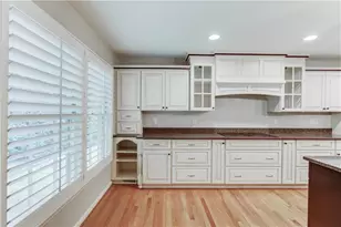 9620 River Lake Dr, Roswell, GA 30075 - Photo 21