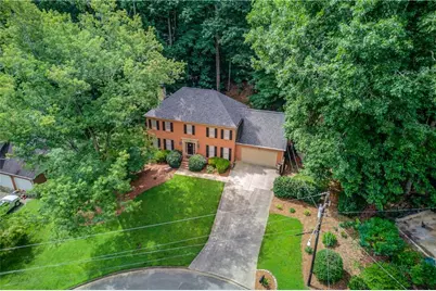 9620 River Lake Drive, Roswell, GA 30075 - Photo 3