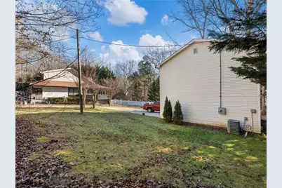 7389 Williams Road, Flowery Branch, GA 30542 - Photo 35