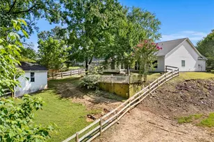 1525 Keystone Dr, Suwanee, GA 30024 - Photo 3
