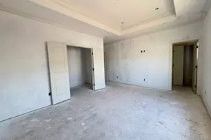 3952 Fulson Dr, Lilburn, GA 30047 - Photo 9