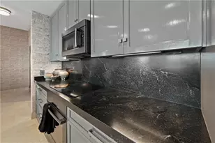 2795 Peachtree Road NE, Atlanta, GA 30305 - Photo 19
