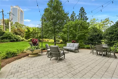 2795 Peachtree Road NE #1608, Atlanta, GA 30305 - Photo 13