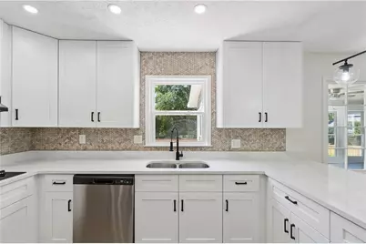 6504 Wedgewood Way, Tucker, GA 30084 - Photo 13