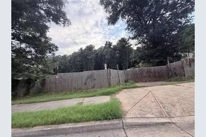 879 S Hairston Road S, Stone Mountain, GA 30088 - Photo 1