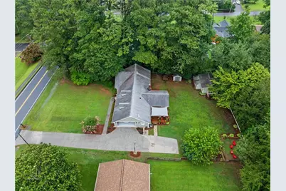 657 Cole Drive SW, Lilburn, GA 30047 - Photo 35