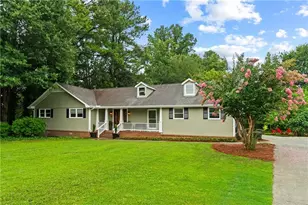 657 Cole Dr SW, Lilburn, GA 30047 - Photo 1