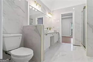 1711 Summit Glen Ln, Atlanta, GA 30329 - Photo 23