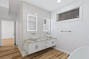 1711 Summit Glen Ln, Atlanta, GA 30329 - Photo 13