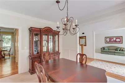 5989 Grand Loop Road, Sugar Hill, GA 30518 - Photo 9