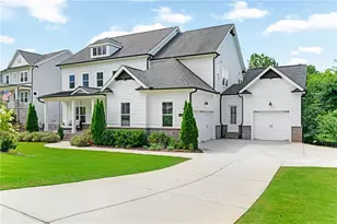 16270 Grand Litchfield Dr, Roswell, GA 30075 - Photo 3