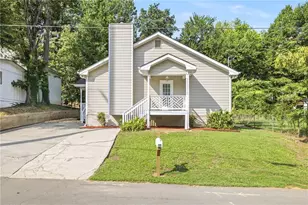 188 Poplar St, Buford, GA 30518 - Photo 25