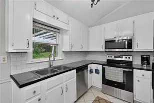 2521 Country Club Dr, Conyers, GA 30013 - Photo 23