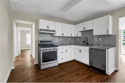 5164 Phillips Drive, Forest Park, GA 30297 - Photo 7