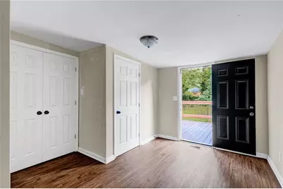 5164 Phillips Drive, Forest Park, GA 30297 - Photo 9