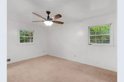 4493 Cherie Glen Trail, Stone Mountain, GA 30083 - Photo 17