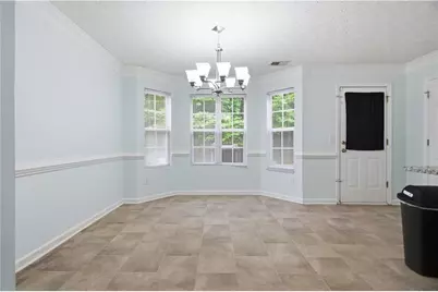 5606 Union Pointe Drive, Union City, GA 30291 - Photo 7