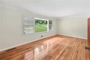 2798 Dearwood Dr SW, Atlanta, GA 30315 - Photo 5