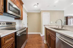 300 Johnson Ferry Rd, Sandy Springs, GA 30328 - Photo 13